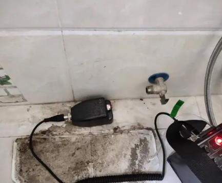 泗洪屋顶漏水维修公司分享下卫生间漏水的危害及解决方法